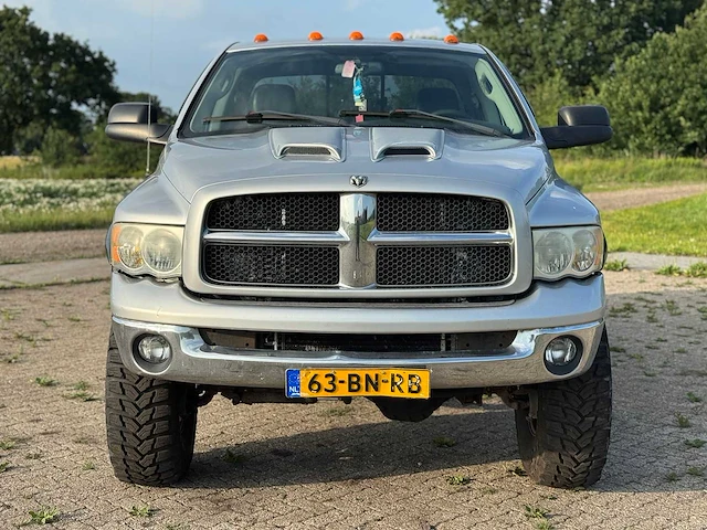 2004 dodge ram 2500 cummins - afbeelding 29 van  30