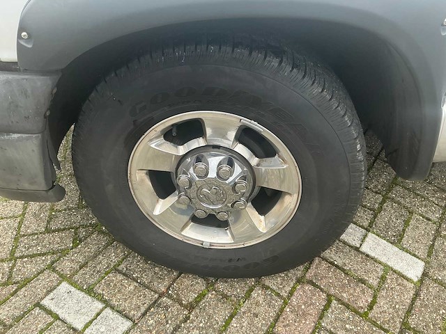 2004 dodge ram 2500 v8 5.7 02-vtt-4 - afbeelding 33 van  44