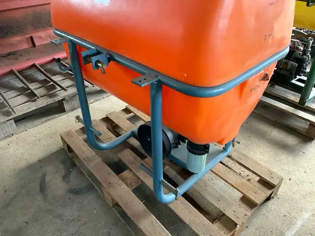 2004 empas 35-40-300h gewasbescherming tank - afbeelding 11 van  11