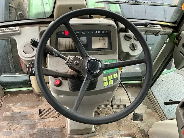 2004 fendt favorit 916 vierwielaangedreven landbouwtractor - afbeelding 7 van  28