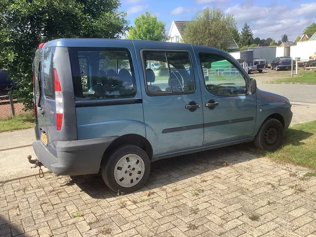 2004 fiat doblò 1.6-16v elx personenauto - afbeelding 8 van  13