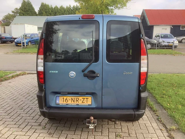 2004 fiat doblò 1.6-16v elx personenauto - afbeelding 4 van  12