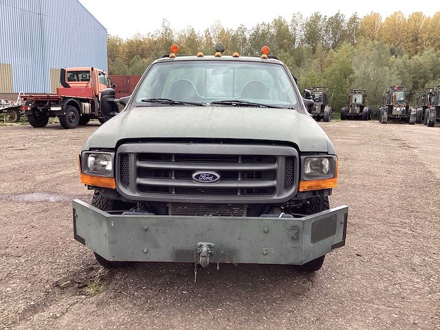 2004 ford bobtail f350 xl super duty bedrijfswagen - afbeelding 2 van  17