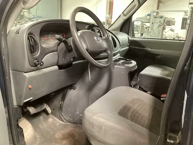 2004 ford e-350 bedrijfswagen - afbeelding 13 van  15
