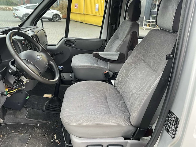 2004 ford transit 85 t260 rolstoel transportwagen - afbeelding 15 van  30