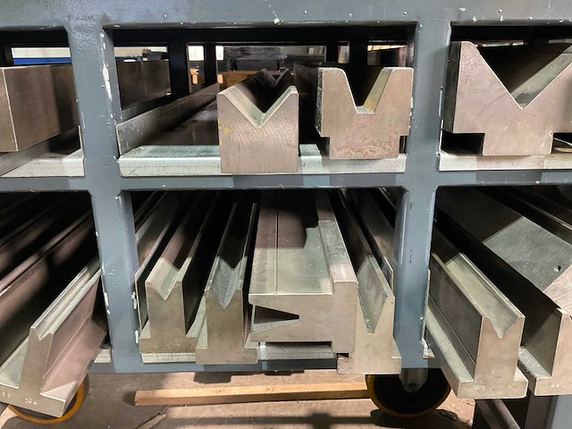 2004 haco erms 30-135 cnc-kantbank - afbeelding 20 van  29