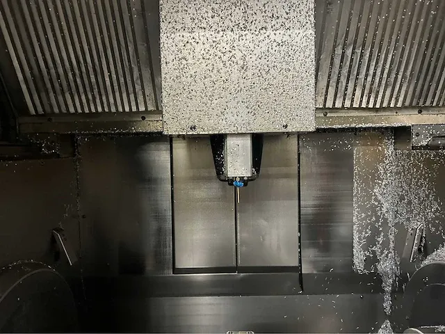 2004 hermle c 30 u 5 assige cnc bewerkingscentrum - afbeelding 13 van  16