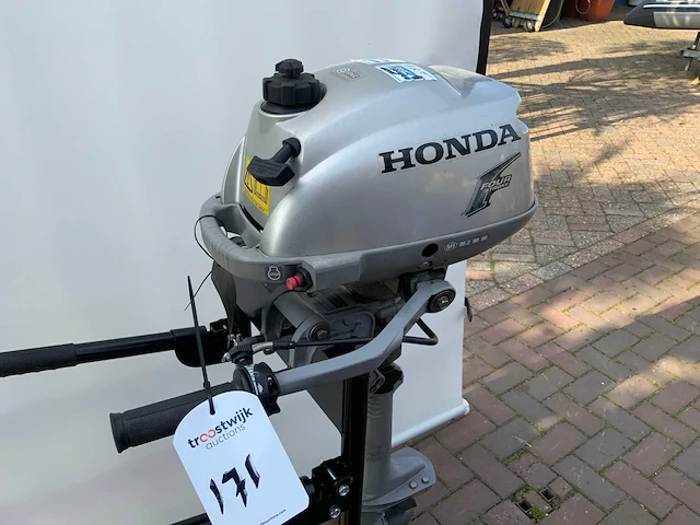 2004 honda bf 2.3 b buitenboordmotor - afbeelding 2 van  7
