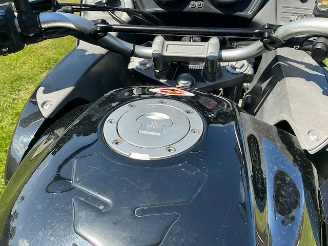 2004 honda varadero motorfiets - afbeelding 25 van  35