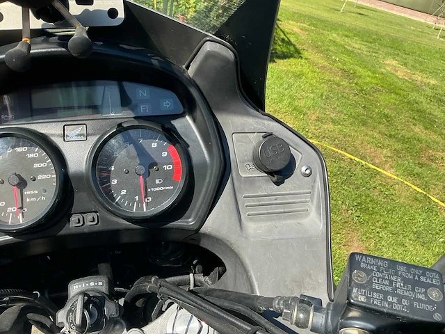 2004 honda varadero motorfiets - afbeelding 34 van  35