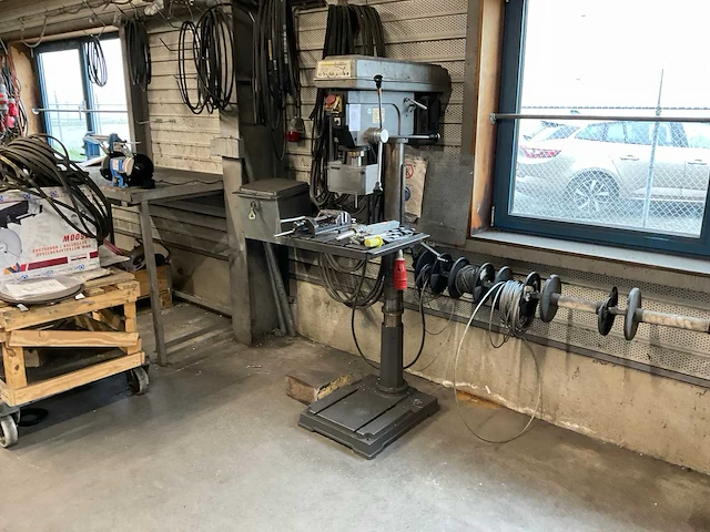 2004 huvema hu 30 k profi kolomboormachine - afbeelding 1 van  8