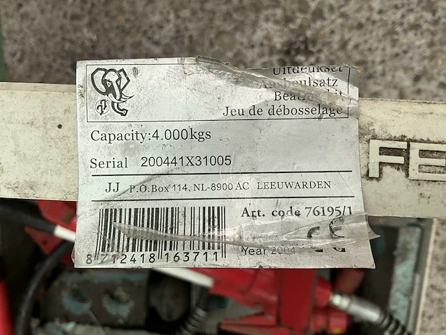 2004 hydraulische uitdeukset - afbeelding 3 van  3