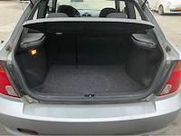 2004 hyundai accent personenauto - afbeelding 17 van  28