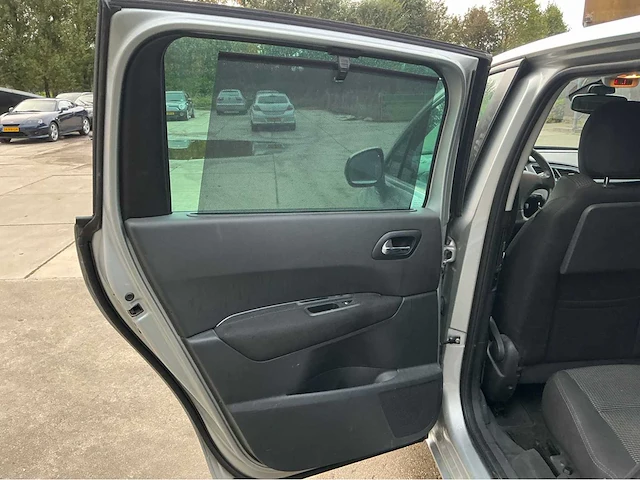 2004 hyundai accent personenauto - afbeelding 18 van  28