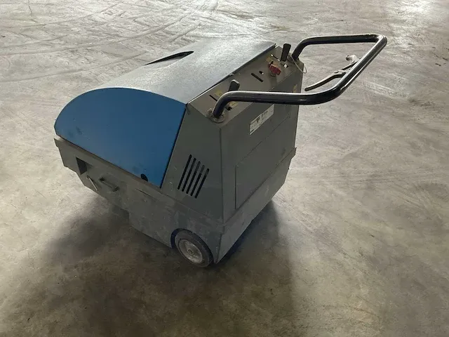 2004 isal pb90et vloerreiniger - afbeelding 4 van  8