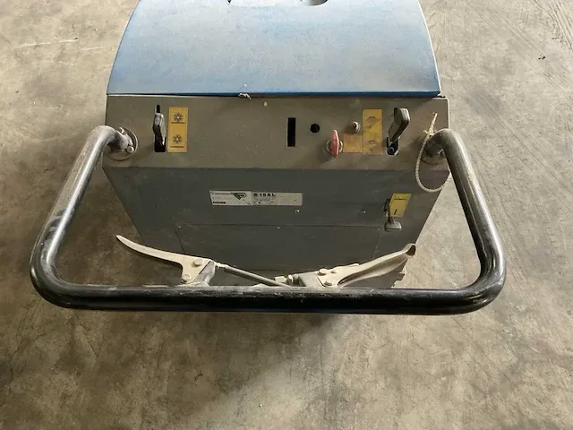 2004 isal pb90et vloerreiniger - afbeelding 5 van  8