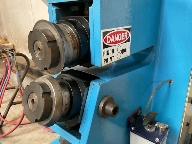 2004 isitan idk 3.5 rondsnijmachine - afbeelding 3 van  7