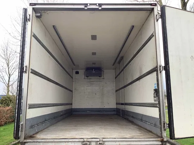 2004 iveco daily bedrijfswagen/doornwaard koel be-combinatie - afbeelding 19 van  20
