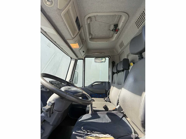 2004 iveco eurocargo ml75e15 vrachtwagen - afbeelding 8 van  37
