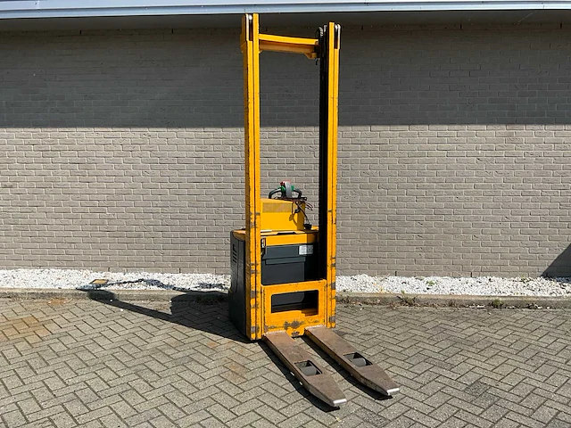 2004 jungheinrich ejc12 stapelaar - afbeelding 1 van  9