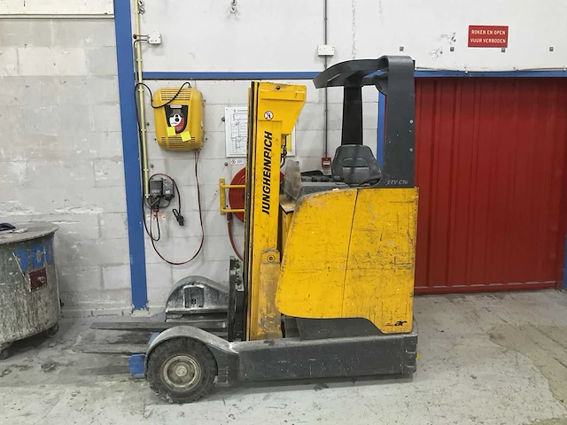 2004 jungheinrich etv c16 reach truck - afbeelding 1 van  8