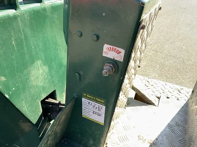 2004 knikmops 90 mini-shovel - afbeelding 7 van  16