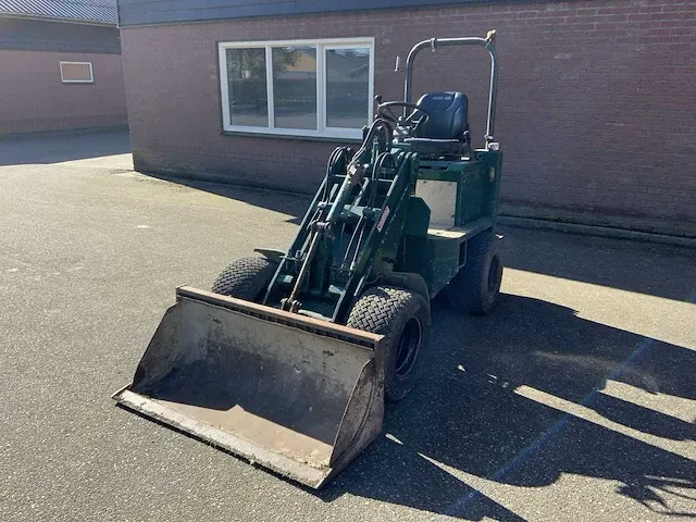 2004 knikmops 90 mini-shovel - afbeelding 1 van  16