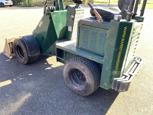 2004 knikmops 90 mini-shovel - afbeelding 13 van  16