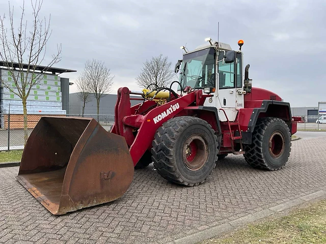 2004 komatsu wa320-5h wiellader - afbeelding 31 van  35