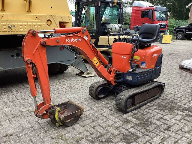 2004 kubota k008-3 minigraafmachine - afbeelding 1 van  15