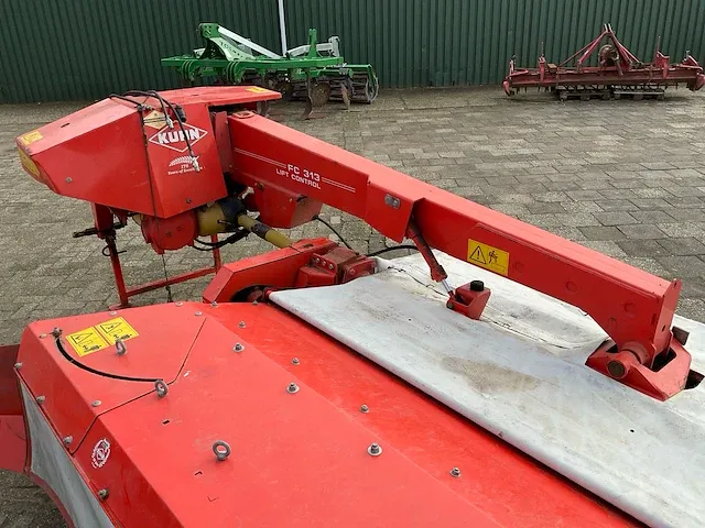 2004 kuhn fc 313 achtermaaier - afbeelding 3 van  15