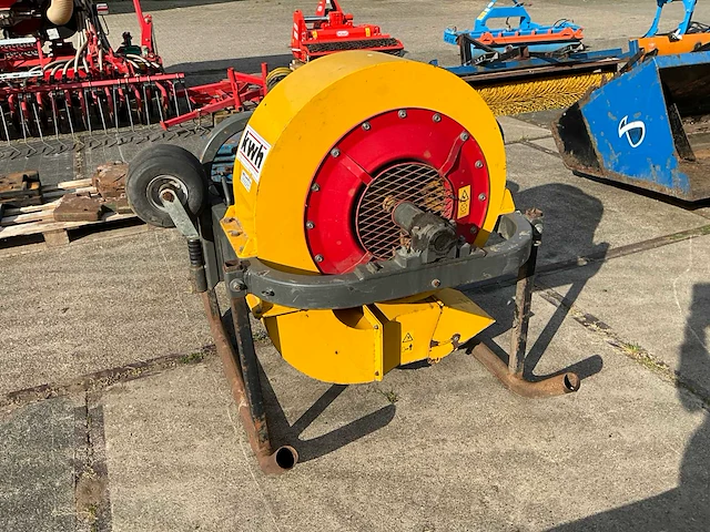 2004 kwh 2051 pto bladblazer - afbeelding 4 van  9