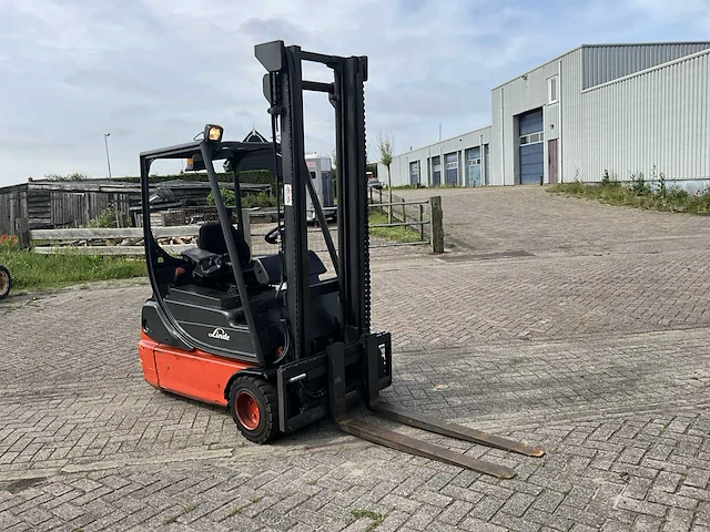 2004 linde e18c-02 vorkheftruck - afbeelding 7 van  13