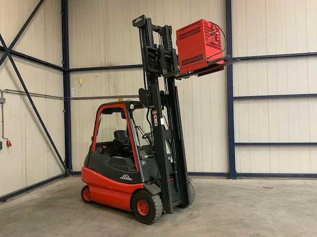 2004 linde e25-02 vorkheftruck - afbeelding 8 van  17