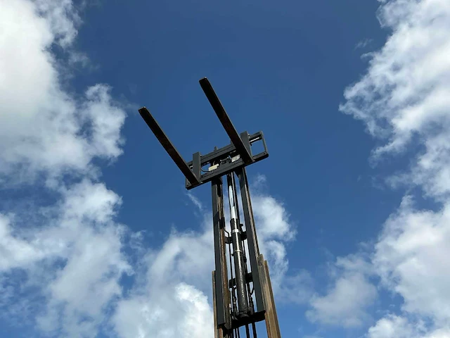 2004 linde h35t vorkheftruck - afbeelding 2 van  16