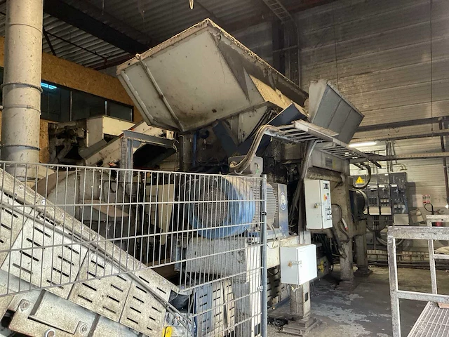 2004 lindner saturn 2200 shredder - afbeelding 12 van  26