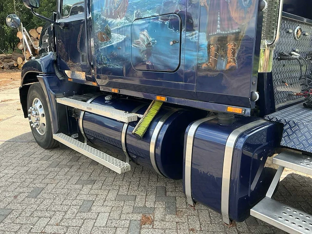 2004 mack vision vrachtwagen - afbeelding 7 van  100
