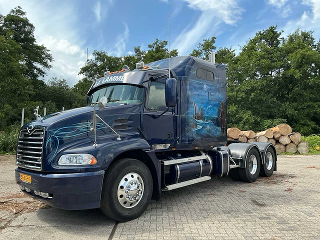2004 mack vision vrachtwagen - afbeelding 1 van  100