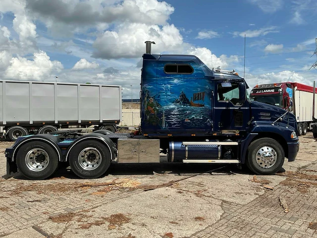 2004 mack vision vrachtwagen - afbeelding 57 van  100