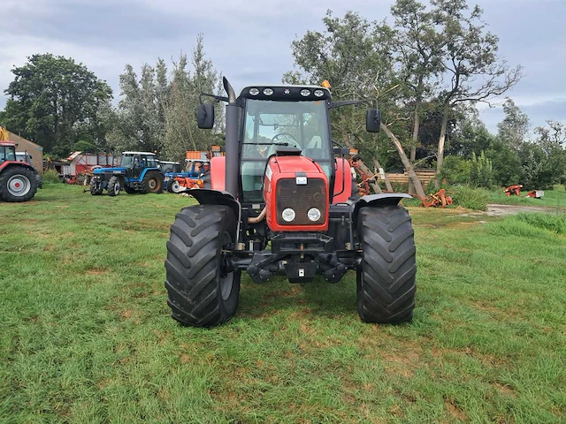 2004 massey ferguson 6480 vierwielaangedreven landbouwtractor - afbeelding 15 van  19