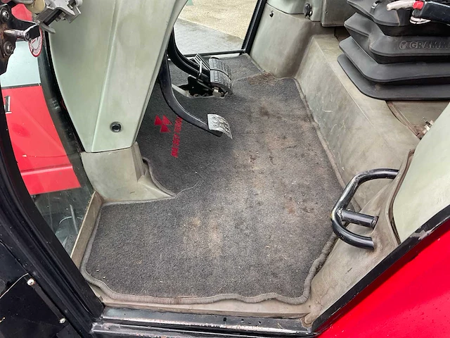 2004 massey ferguson 8250 xtra power control vierwielaangedreven landbouwtractor - afbeelding 22 van  42