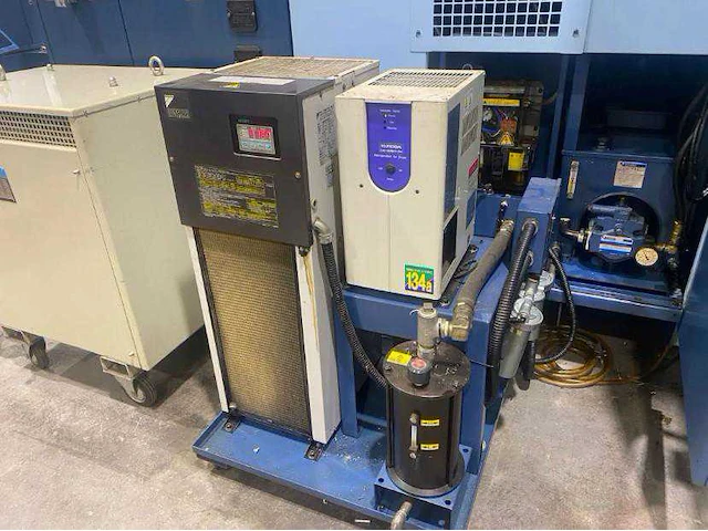 2004 matsuura mam72-3vs cnc horizontale machinecentra - afbeelding 16 van  28