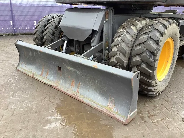 2004 mecalac 714 mw mobiele graafmachine - afbeelding 7 van  31