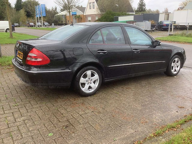 2004 mercedes-benz e-klasse 320 cdi avantgarde personenauto - afbeelding 13 van  19