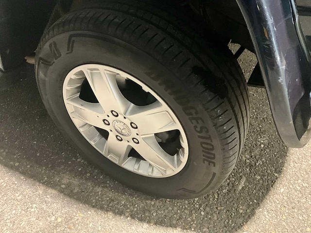 2004 mercedes-benz g400 cdi - afbeelding 27 van  27