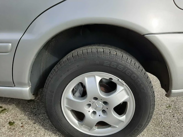 2004 mercedes-benz m-klasse ml 270 cdi bedrijfswagen - afbeelding 14 van  33