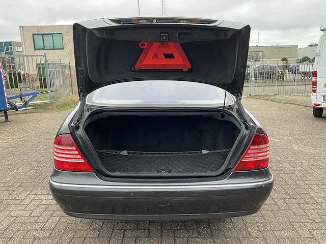 2004 mercedes-benz s-klasse 500 personenauto - afbeelding 26 van  29