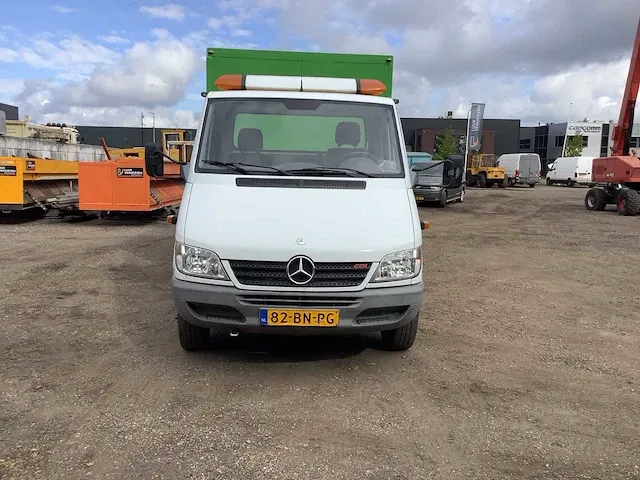 2004 mercedes-benz sprinter bedrijfswagen - afbeelding 33 van  35