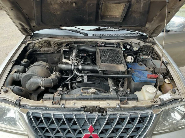 2004 mitsubishi 2.5 tdi club cap gls l200 bedrijfswagen - afbeelding 41 van  41