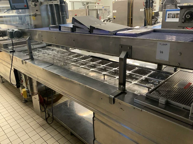 2004 multivac r 530 dieptrekverpakkingsmachine - afbeelding 16 van  18